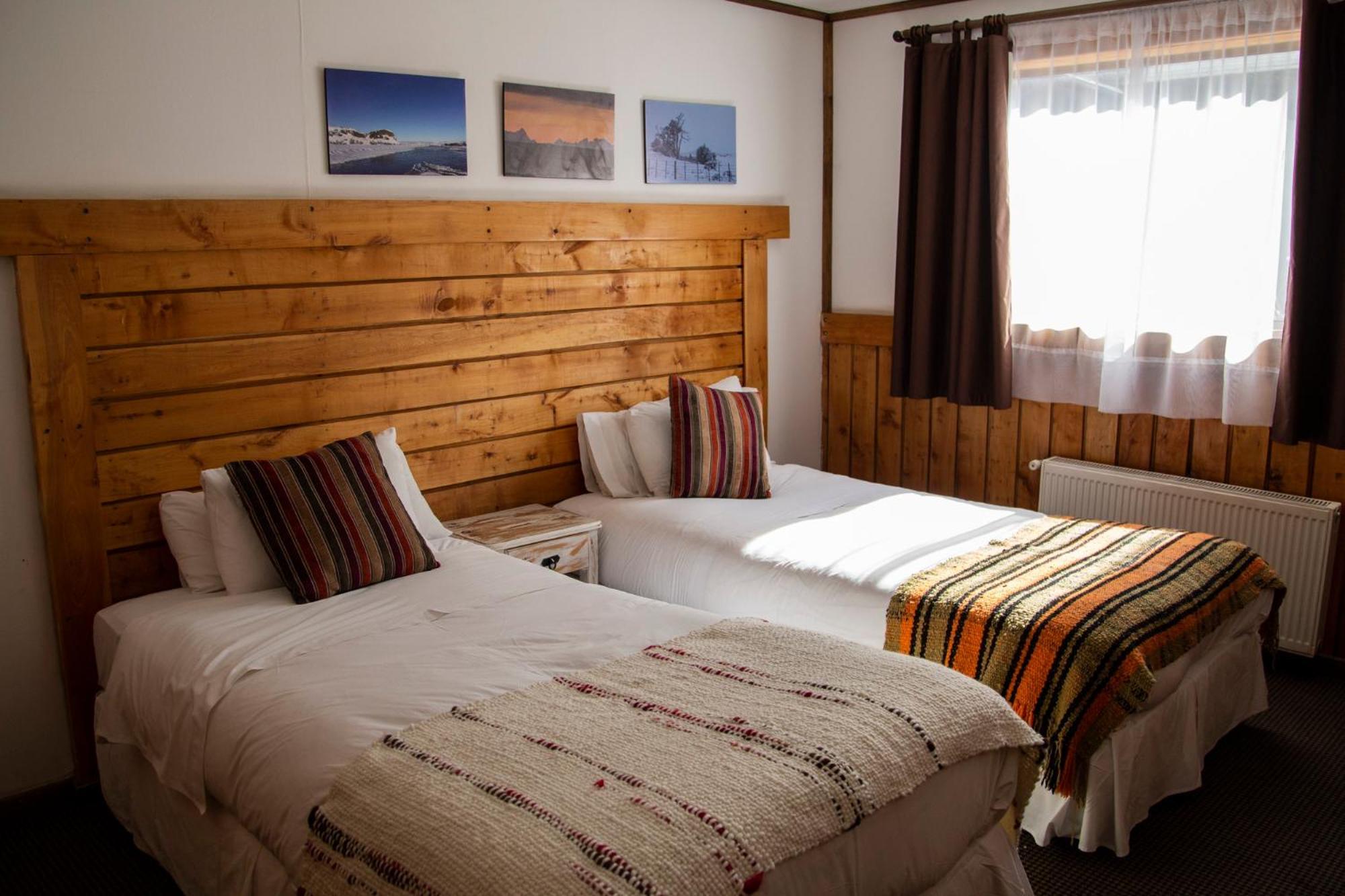 Weskar Lodge Hotel Пуэрто-Наталес Экстерьер фото