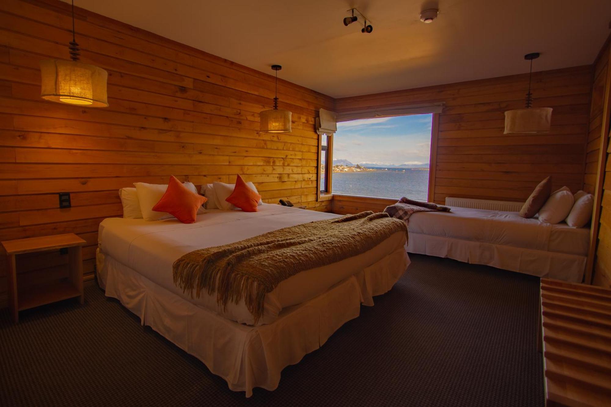Weskar Lodge Hotel Пуэрто-Наталес Экстерьер фото