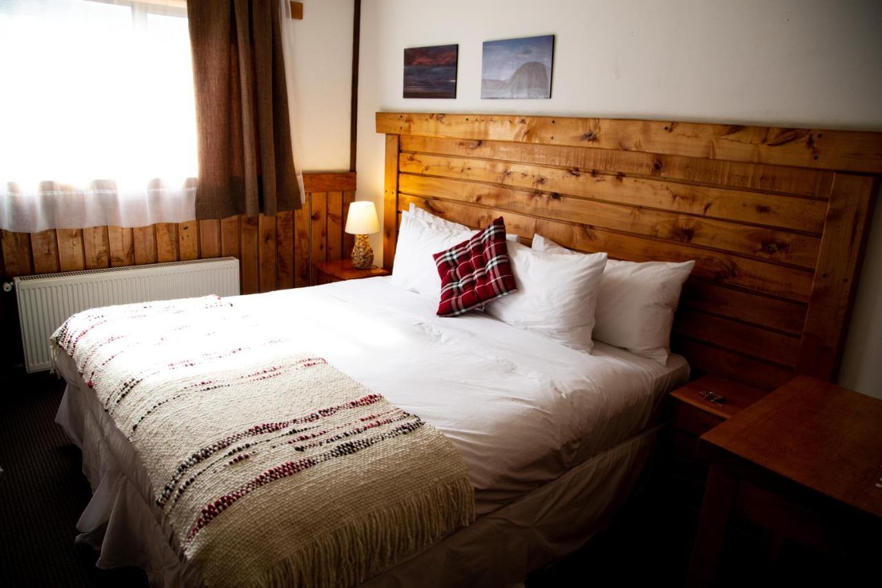 Weskar Lodge Hotel Пуэрто-Наталес Экстерьер фото