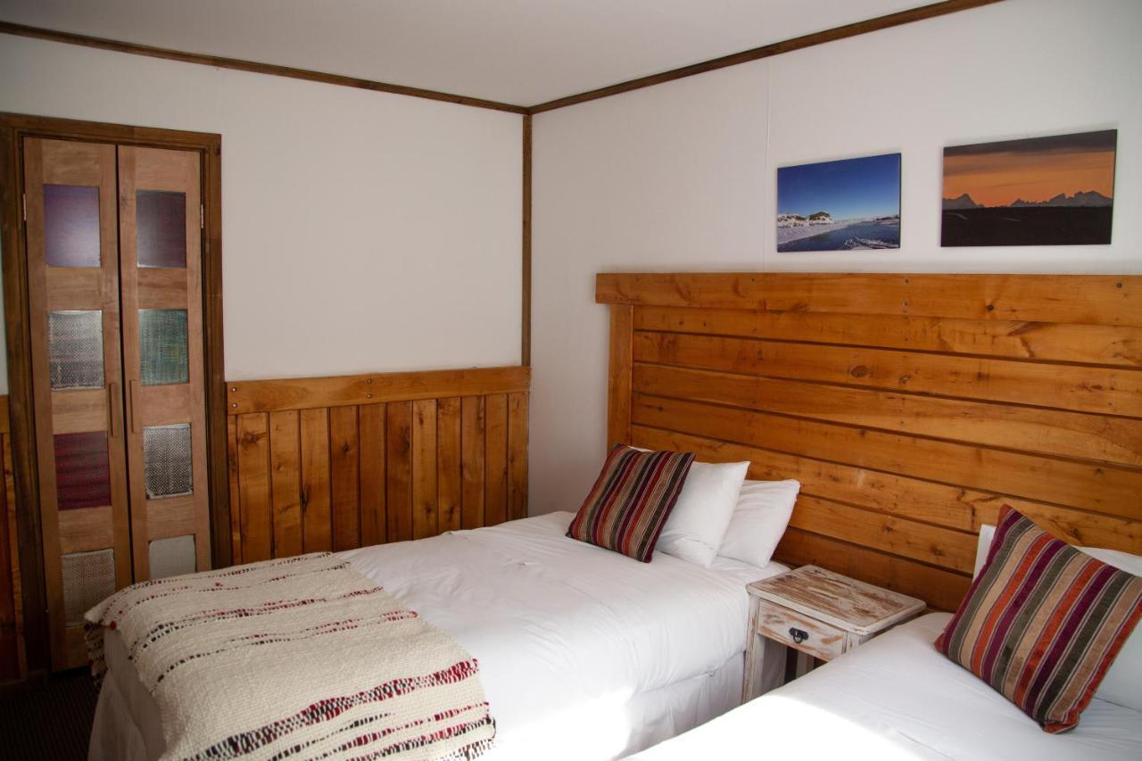 Weskar Lodge Hotel Пуэрто-Наталес Экстерьер фото